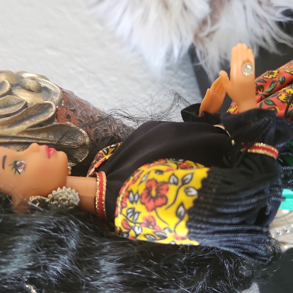 Vintage dolls of the world Barbie Italy ๐ฎ๐น - Picture 5 of 5